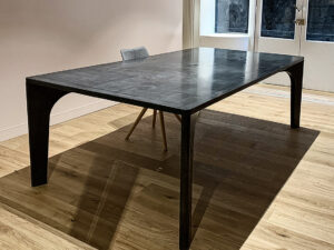 LA/BA meeting table manufactured by Solid Studio.